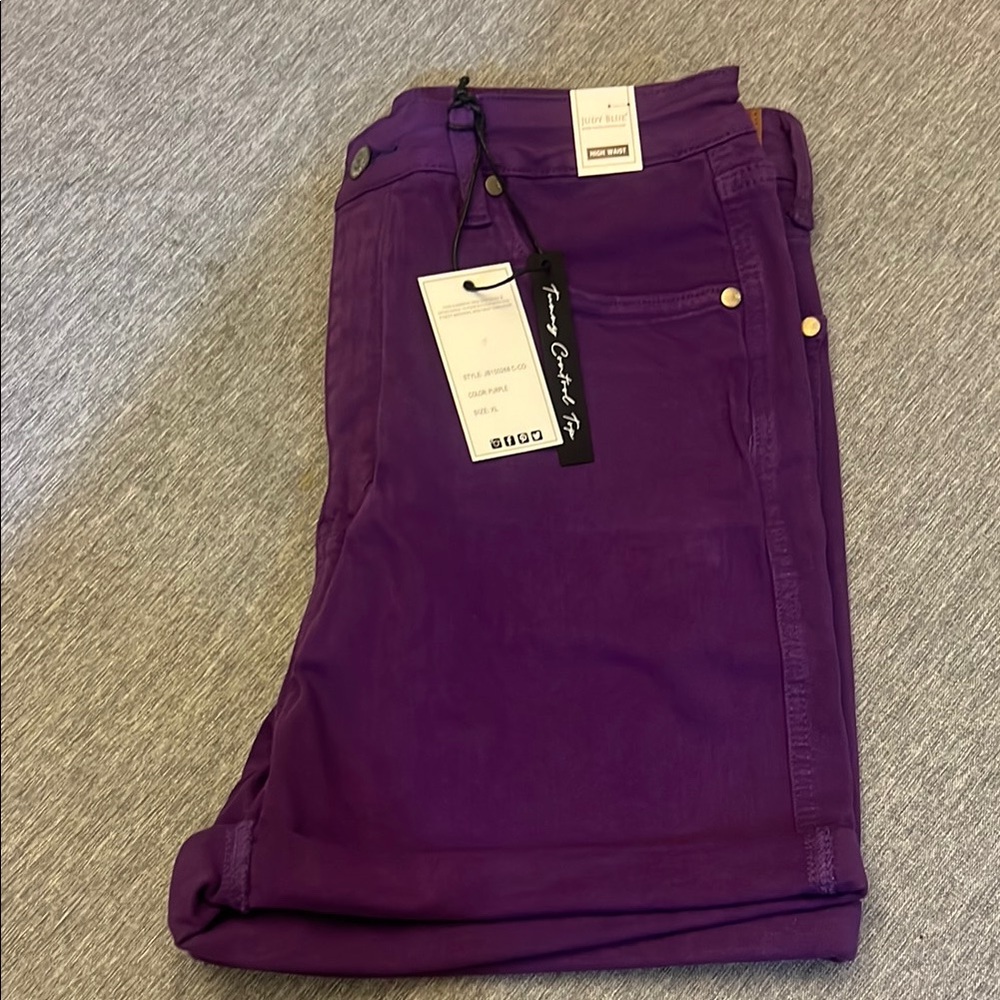 Judy Blue Purple shorts